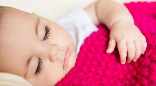 kesalahan Saat Membiasakan Anak Tidur Sendiri
